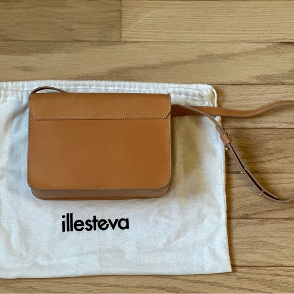 Illesteva Flamingo Flap Shoulder Bag - Picture 9 of 9